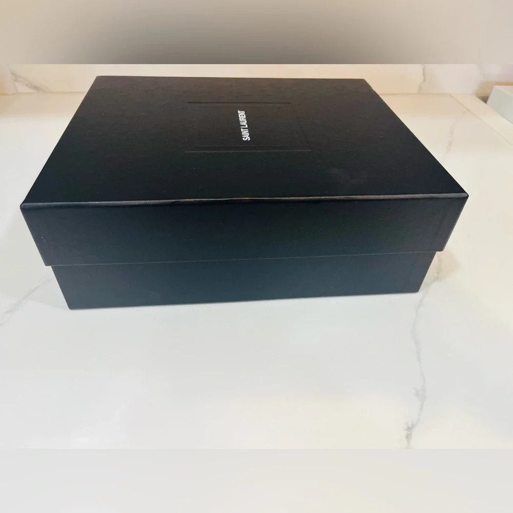 Saint Laurent Elegant Black Box